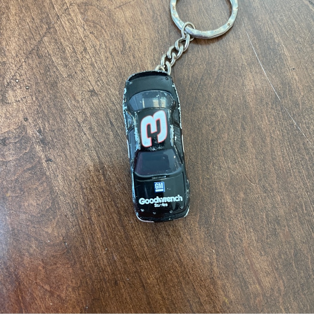 Vintage Dale Earnhardt Race Car Key Chain 2 1/4in. - Picture 5 of 5